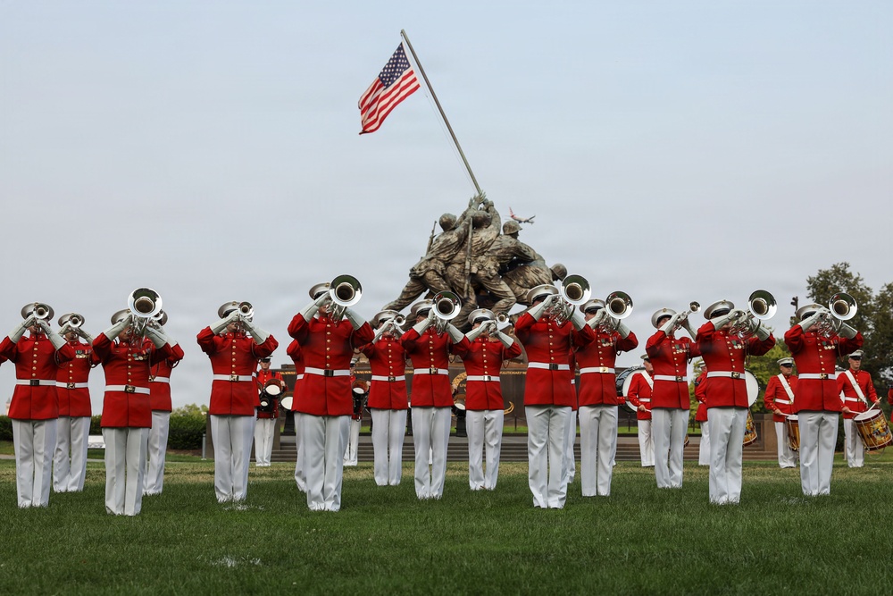 Brig. Gen. Shannon M. Brown hosts the Honorable Tim Kaine at Marine Barracks Washington's Sunset Parade