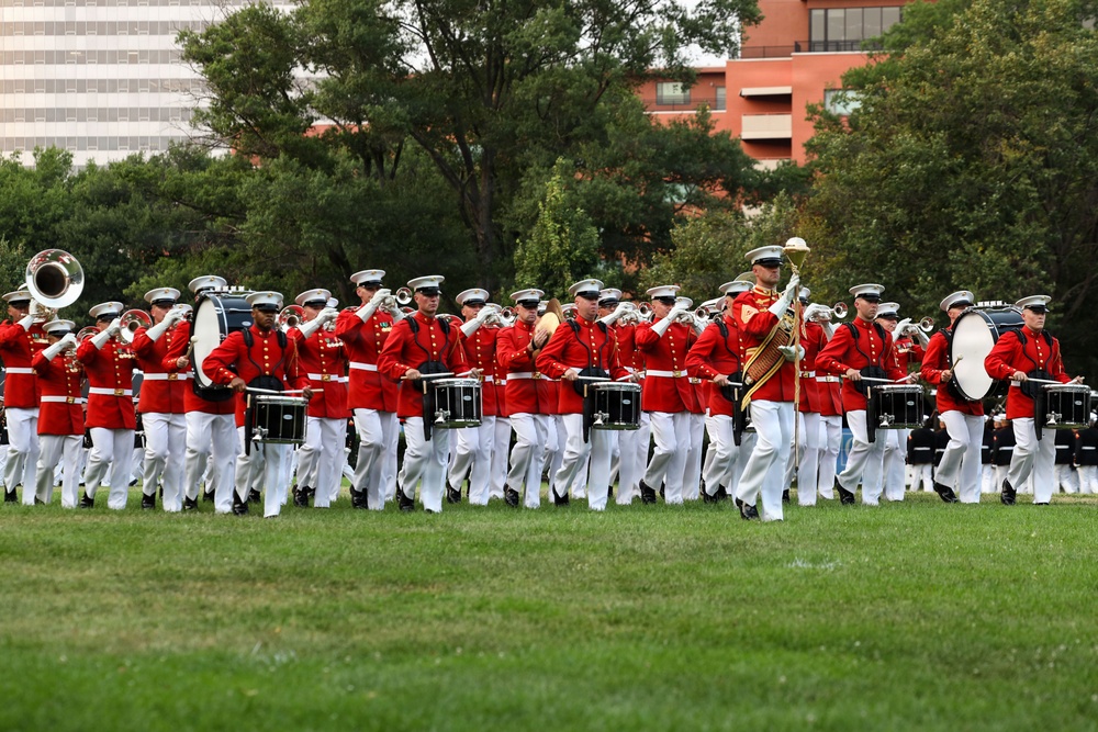 Brig. Gen. Shannon M. Brown hosts the Honorable Tim Kaine at Marine Barracks Washington's Sunset Parade