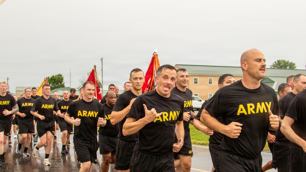157 Infantry Brigade Army birthday run