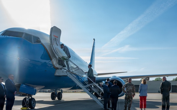Senate Majority Leader and Congressional Delegation Visit RAF Fairford