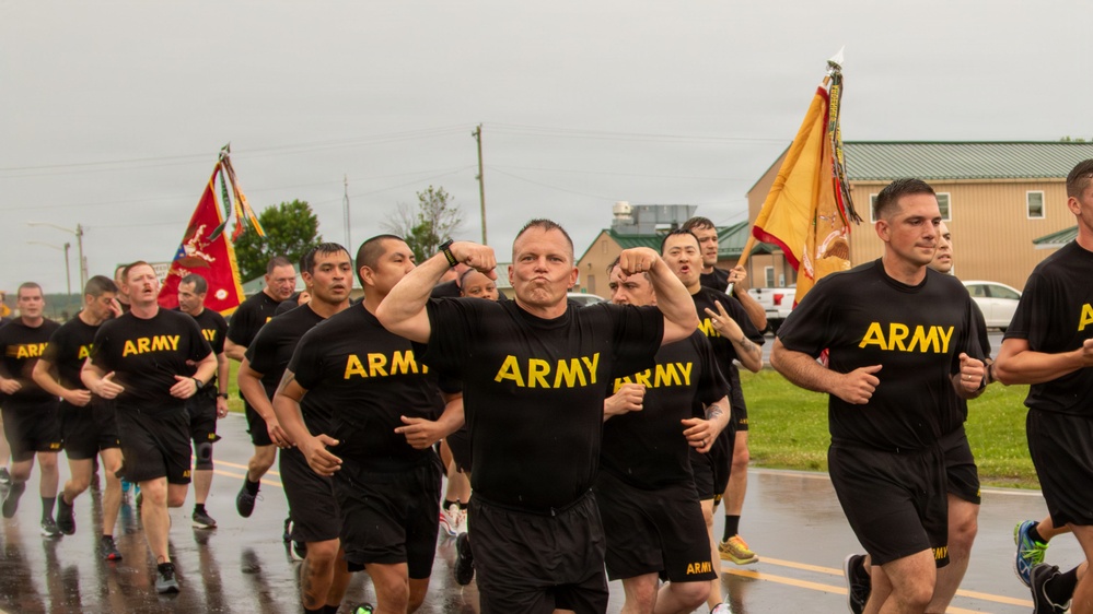 157 Infantry Brigade Army birthday run