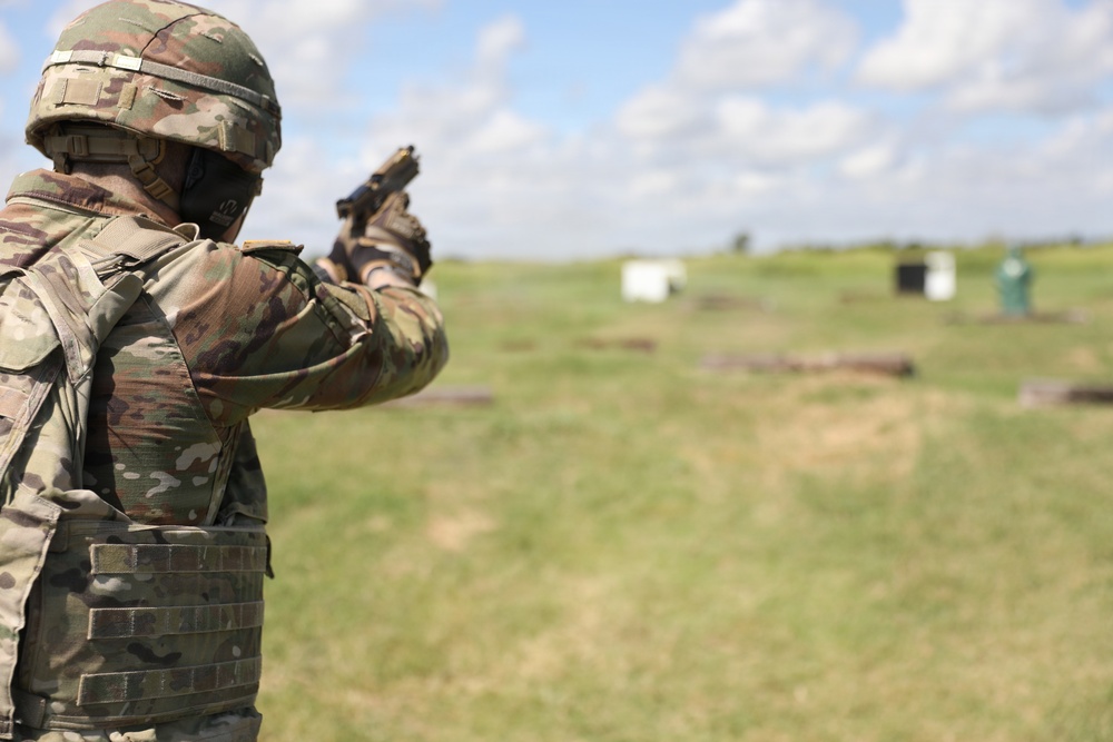 4th Battalion, 3rd Air Defense Artillery Regiment conducts M17 pistol qualification