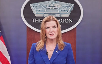 HonDaviesPressConference.jpg