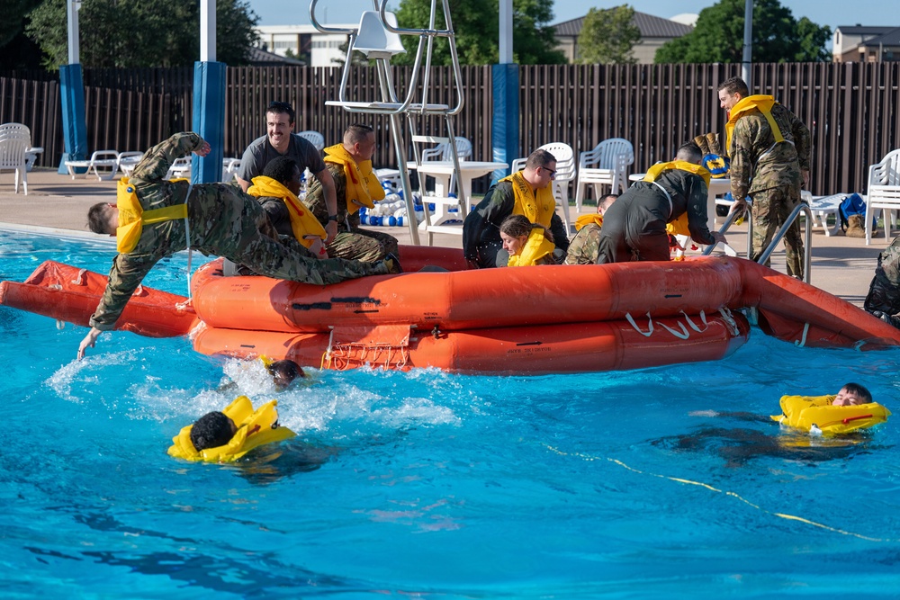 SERE team strengthens Altus AFB Airmen readiness