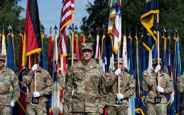 Col. Fausnaugh passes guidon to Col. Peterson at 19th BCD Change of Command