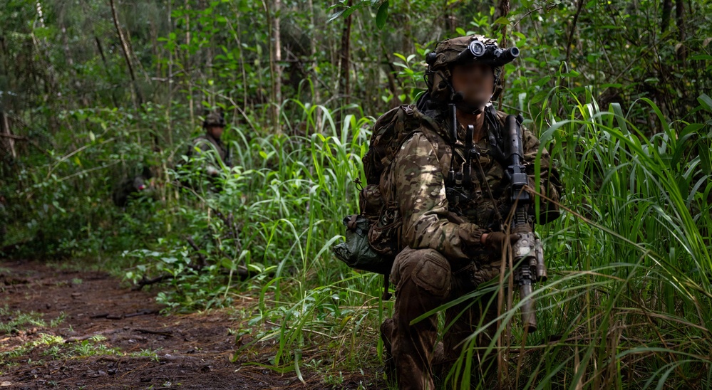U.S. Naval Special Warfare operators train with partner forces during RIMPAC 2026