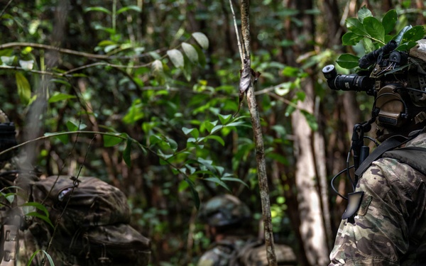 U.S. Naval Special Warfare operators train with partner forces during RIMPAC 2026