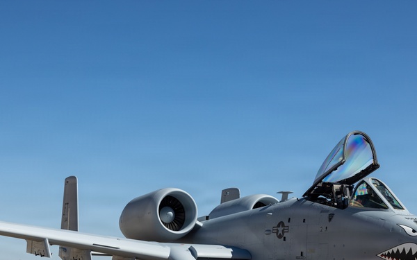 U.S. Air Force A-10C Thunderbolt II receives fuel at Tinker Air Force Base