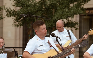 Navy Band Country Current Performs at the Navy Memorial