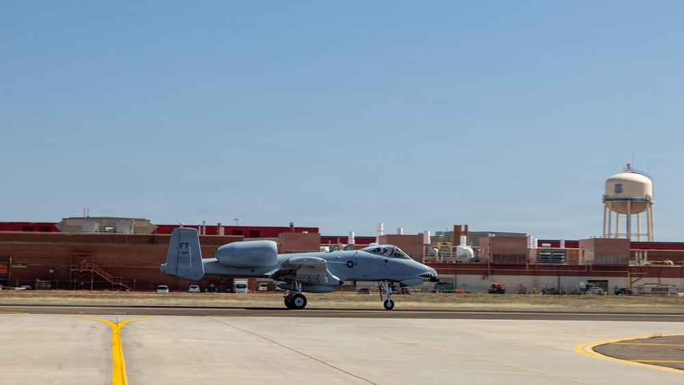 U.S. Air Force A-10C Thunderbolt II receives fuel at Tinker Air Force Base