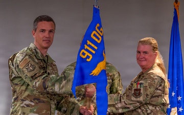 911th AES change of command