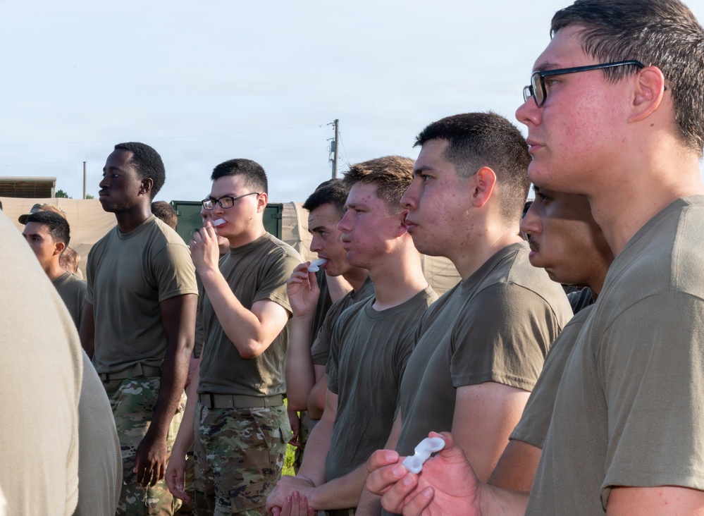 Fort Leonard Wood warfighters share close combat expertise with airmen