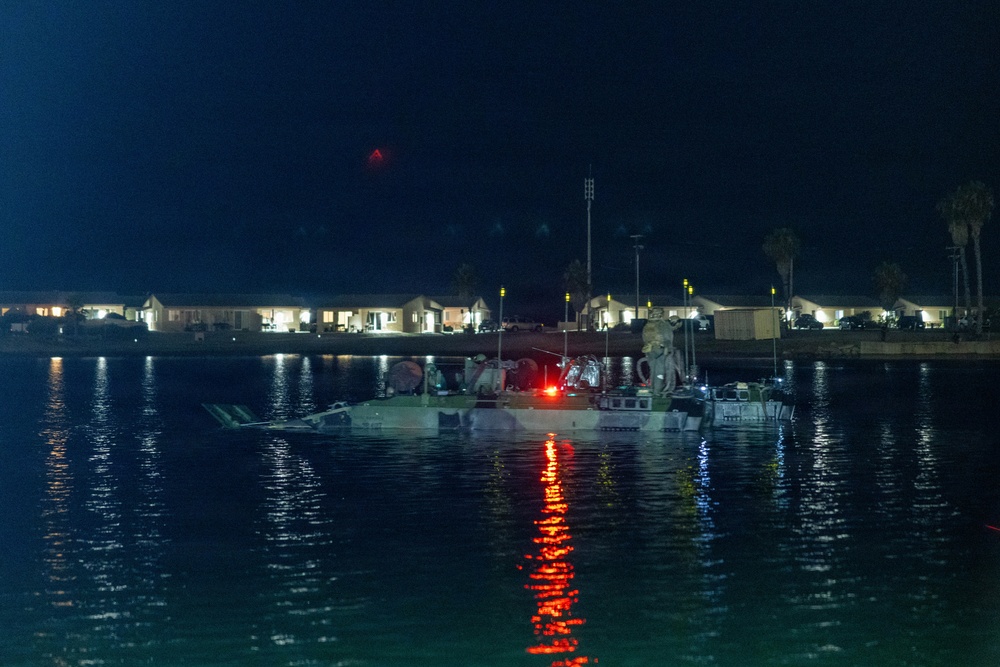 3d AA Bn. conducts amphibious refamiliarization exercises