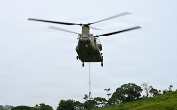 Joint Task Force-Bravo teams up with MINSA and Servicio Nacional Aeronaval to deliver water tanks
