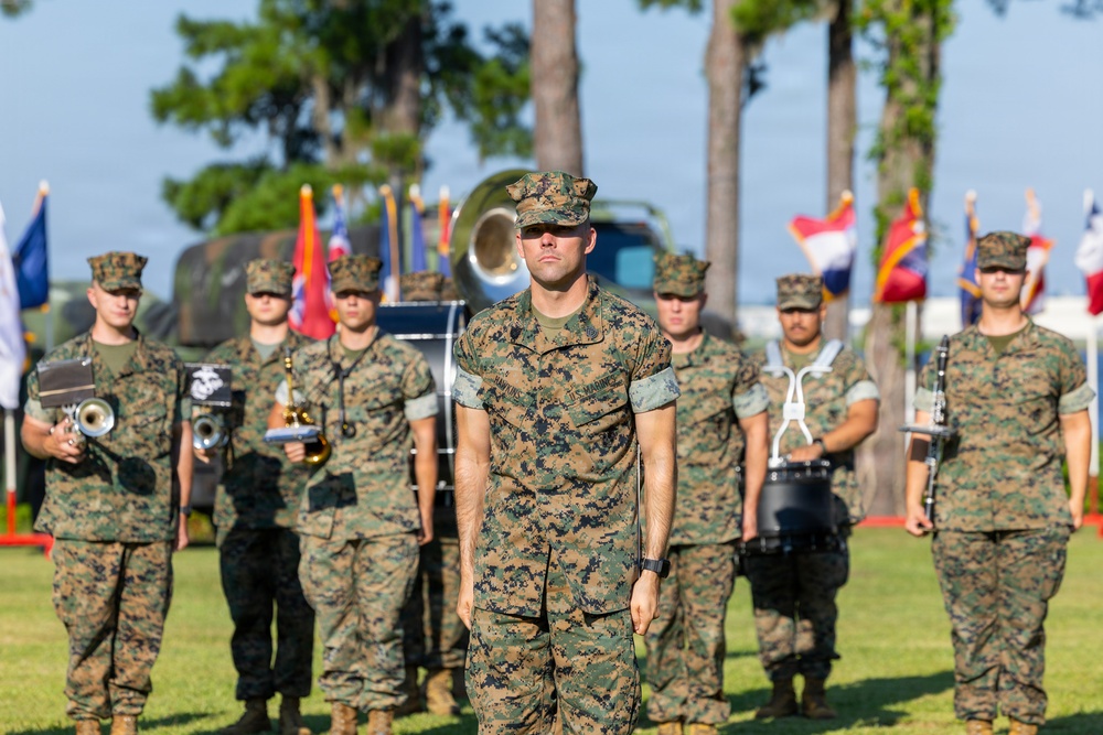 Marine Corps Combat Service Support Schools Change of Command