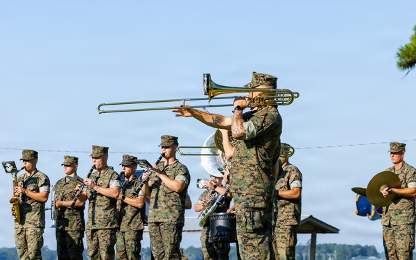 Marine Corps Combat Service Support Schools Change of Command
