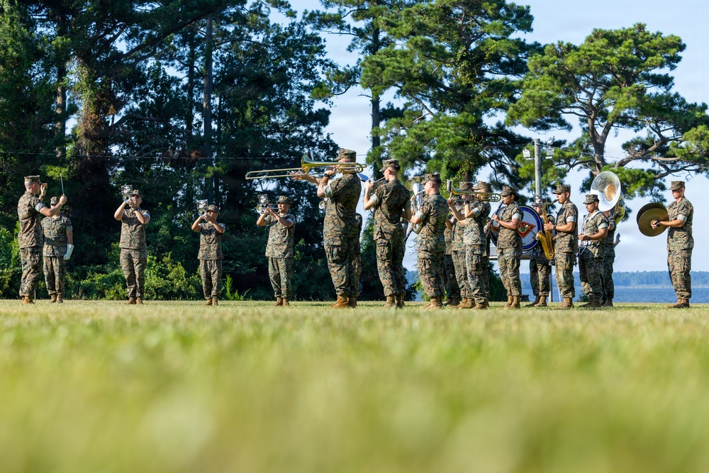 Marine Corps Combat Service Support Schools Change of Command