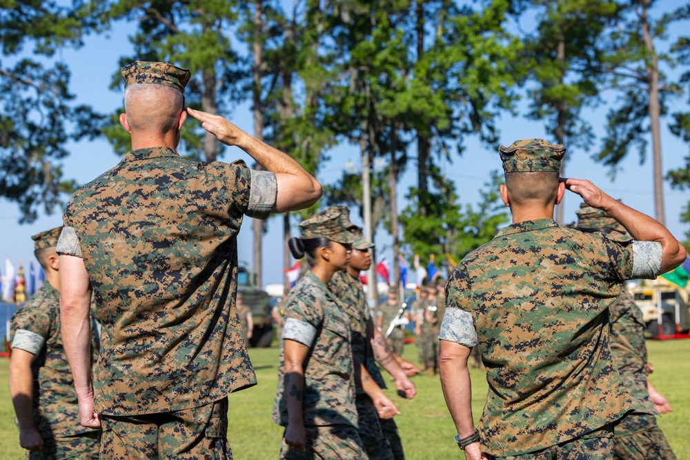 Marine Corps Combat Service Support Schools Change of Command