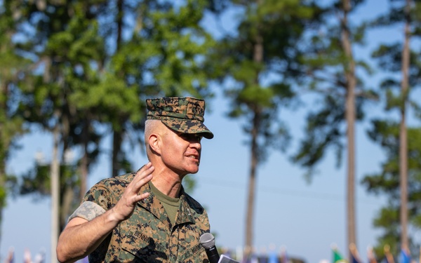 Marine Corps Combat Service Support Schools Change of Command