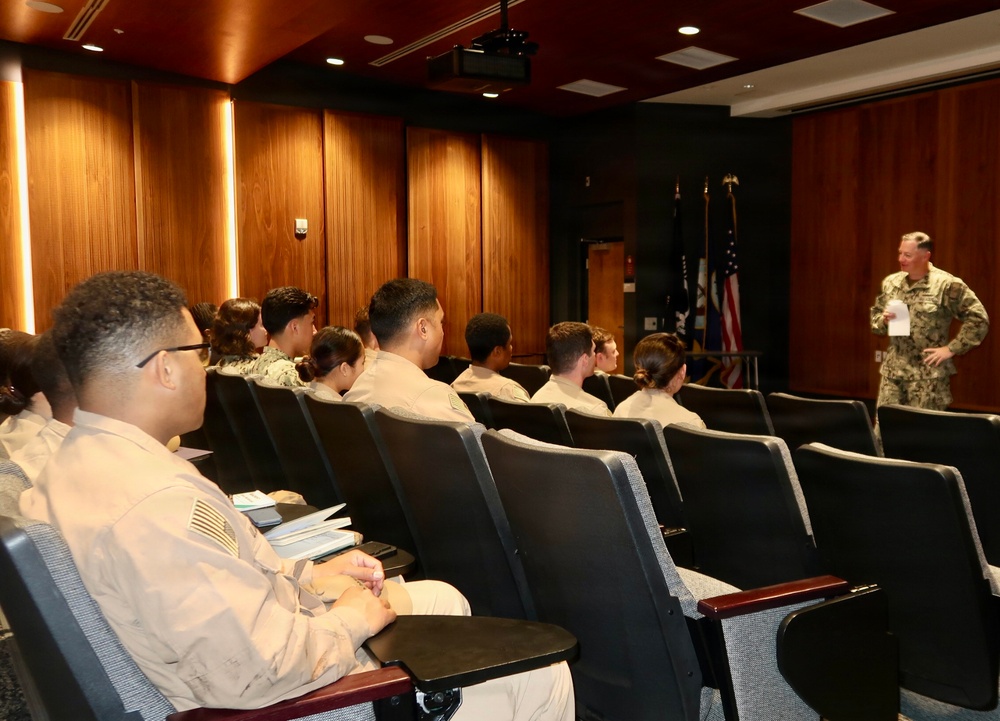 Rear Adm. T.J. Zerr visits Mariner Skills Training Center-Atlantic