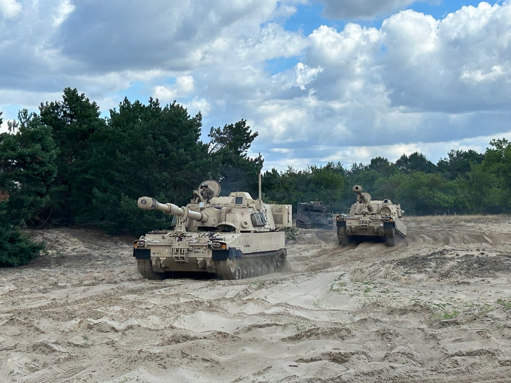 Gunners conduct training on establishing fire capability