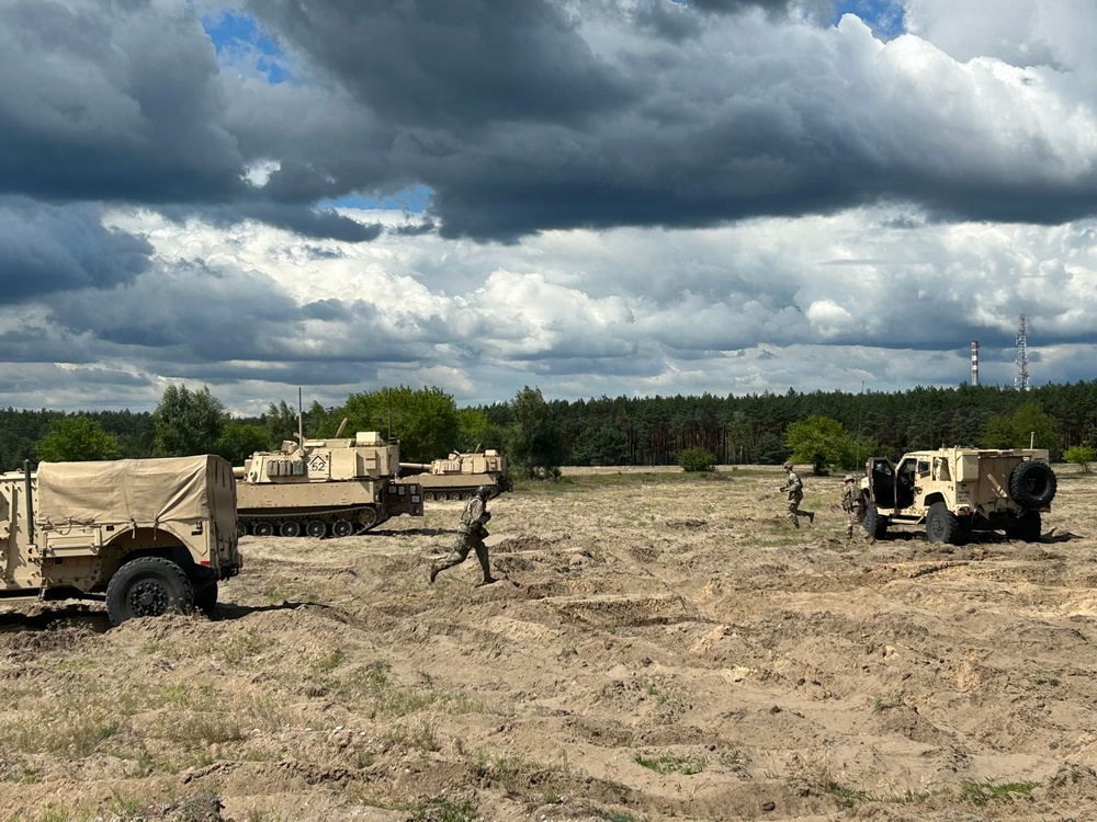 Gunners conduct training on establishing fire capability