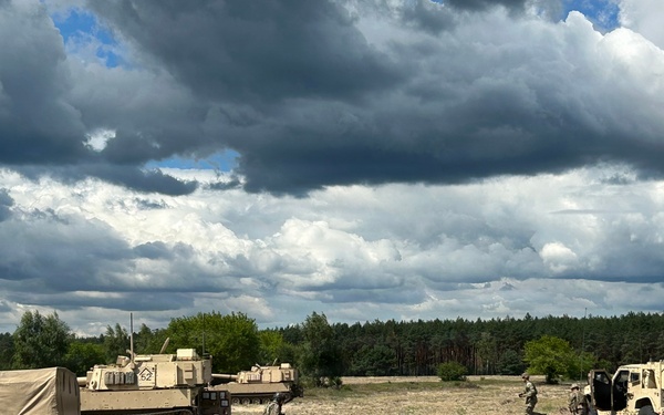 Gunners conduct training on establishing fire capability
