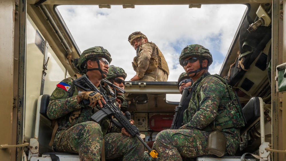 U.S., Peruvian Naval Infantry and Philippine Marines conduct urban operations training during RIMPAC 2026