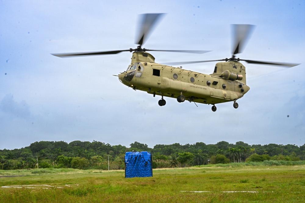 Joint Task Force-Bravo teams up with MINSA and Servicio Nacional Aeronaval to deliver water tanks