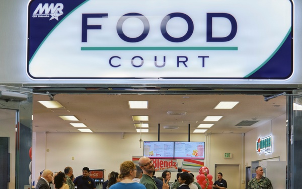 CFAY MWR Celebrates Blendz Grand Opening