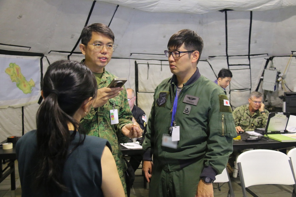 Multinationals participate in humanitarian assistance and disaster relief training during RIMPAC 2026
