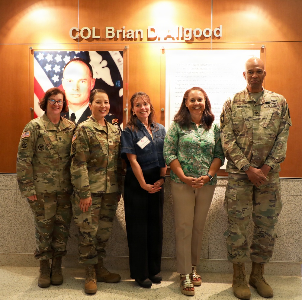 USARPAC commanding general’s spouse visits BDAACH to discuss military family healthcare