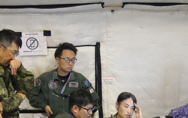 Multinationals participate in humanitarian assistance and disaster relief training during RIMPAC 2026