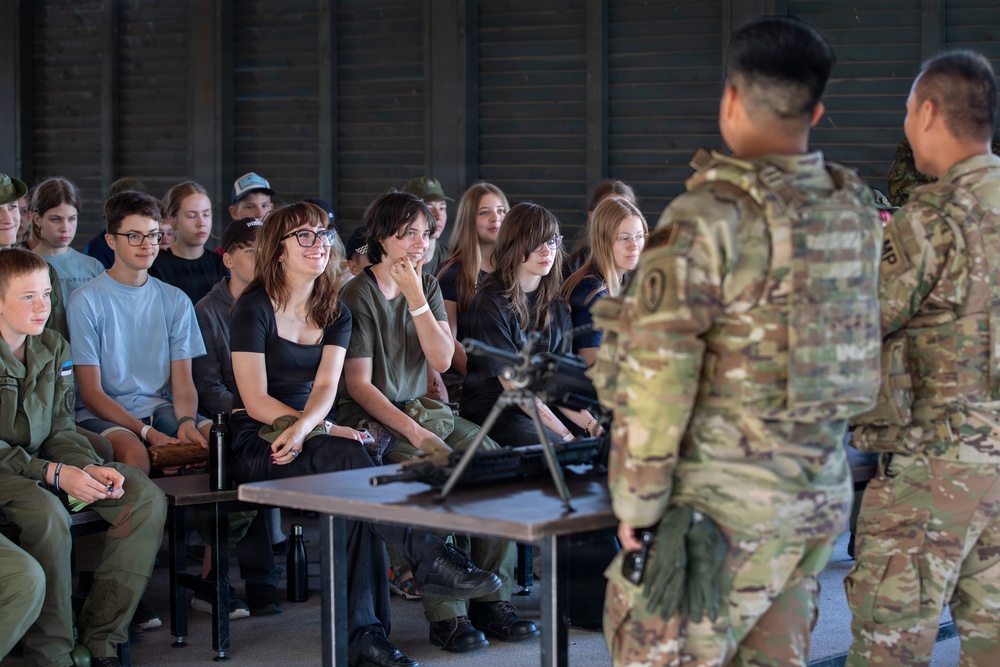 U.S. Soldiers foster connections with Estonian youth