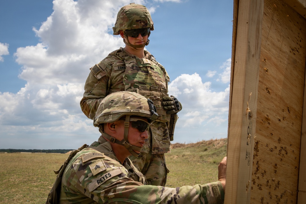 1st Infantry Division Soldiers conduct zeroing range at Mihail Kogălniceanu Air Base, Romania