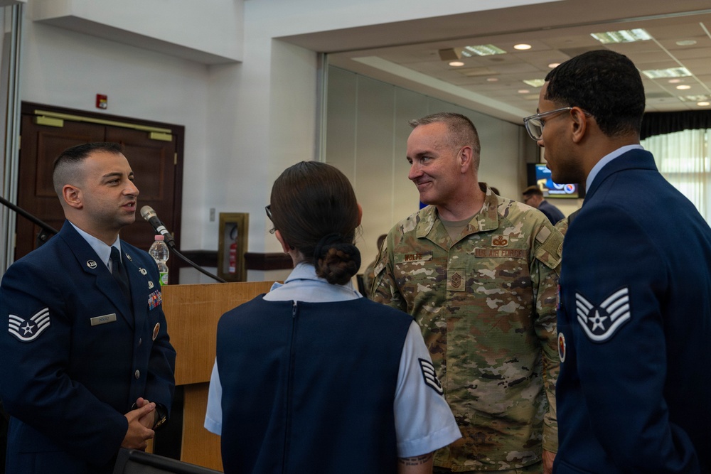 CSAF, CMSAF discuss readiness and quality of life during Aviano visit