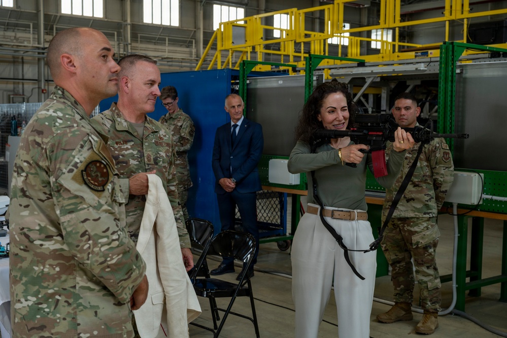 CSAF, CMSAF discuss readiness and quality of life during Aviano visit