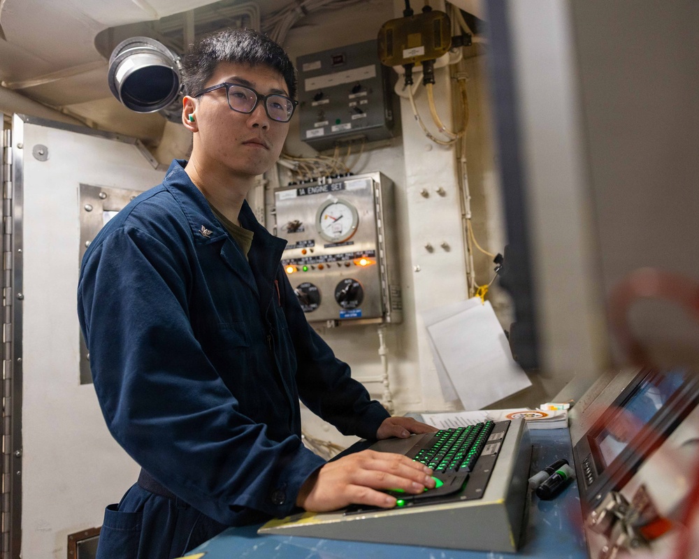 USS Rafael Peralta Engineering Watchstanders