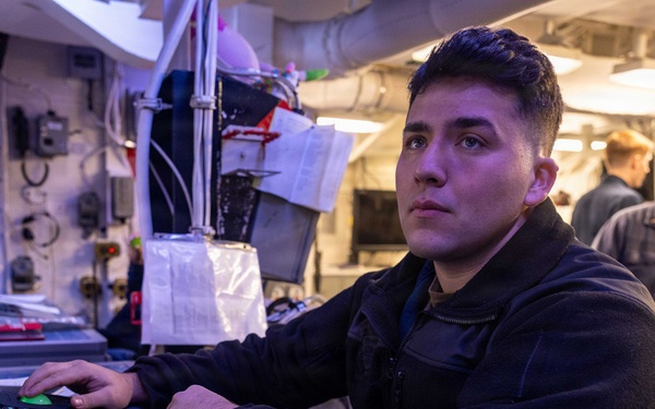 USS Rafael Peralta Engineering Watchstanders