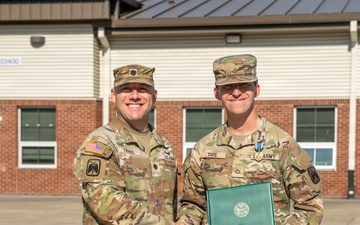 JBLM soldier assists motorist, receives award