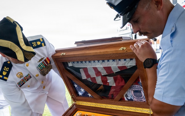 Coast Guard master cutterman retires following 32 years of continuous sea service