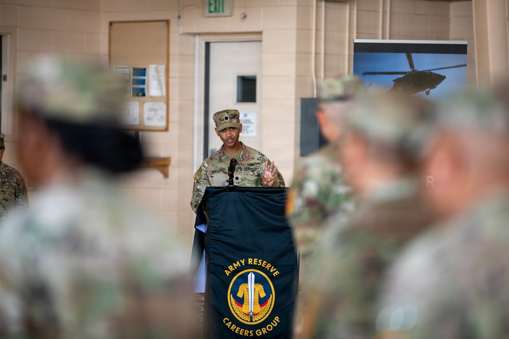 11th Battalion Conducts Change of Command at Los Alamitos