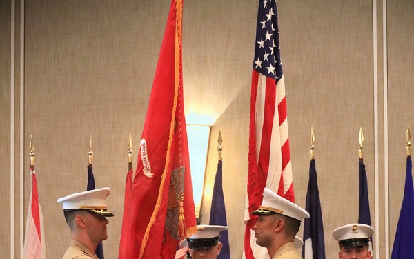 Maj. Sosa Relinquishes Command of Recruiting Station Tampa to Maj. Watson