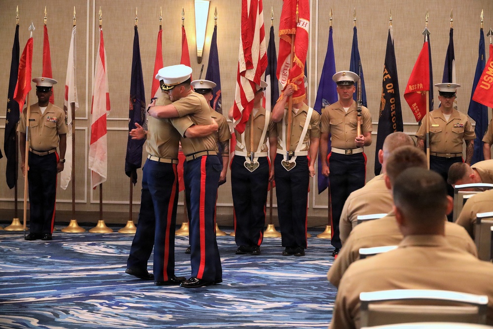 Maj. Sosa Relinquishes Command of Recruiting Station Tampa to Maj. Watson