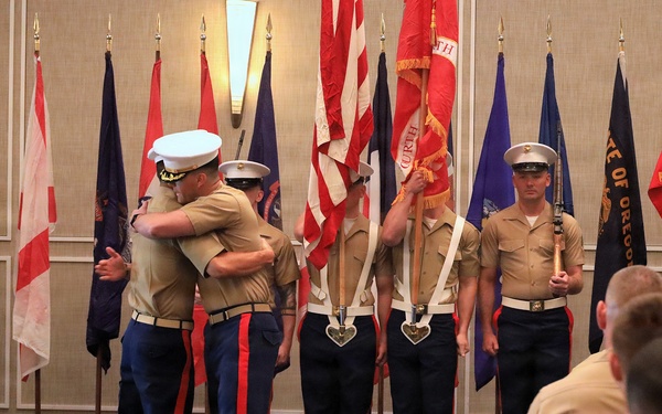 Maj. Sosa Relinquishes Command of Recruiting Station Tampa to Maj. Watson