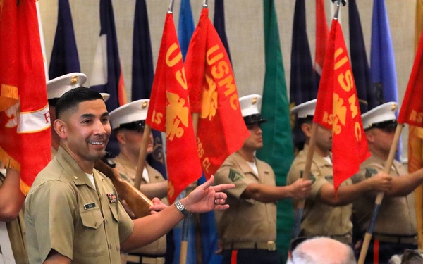Maj. Sosa Relinquishes Command of Recruiting Station Tampa to Maj. Watson