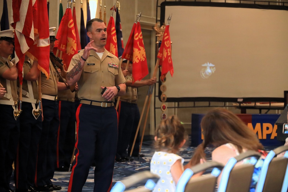 Maj. Sosa Relinquishes Command of Recruiting Station Tampa to Maj. Watson