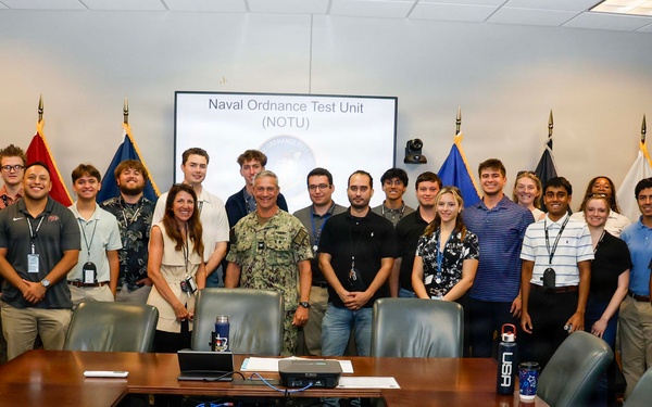 Interns visit NOTU