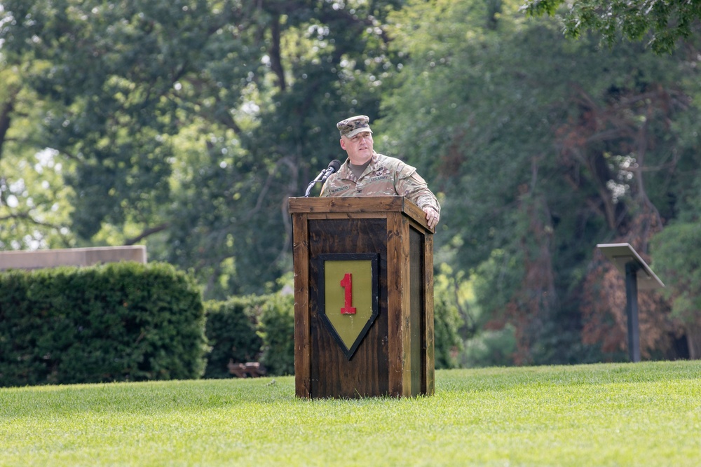 U.S. Army Garrison Fort Riley Welcomes a New Commander