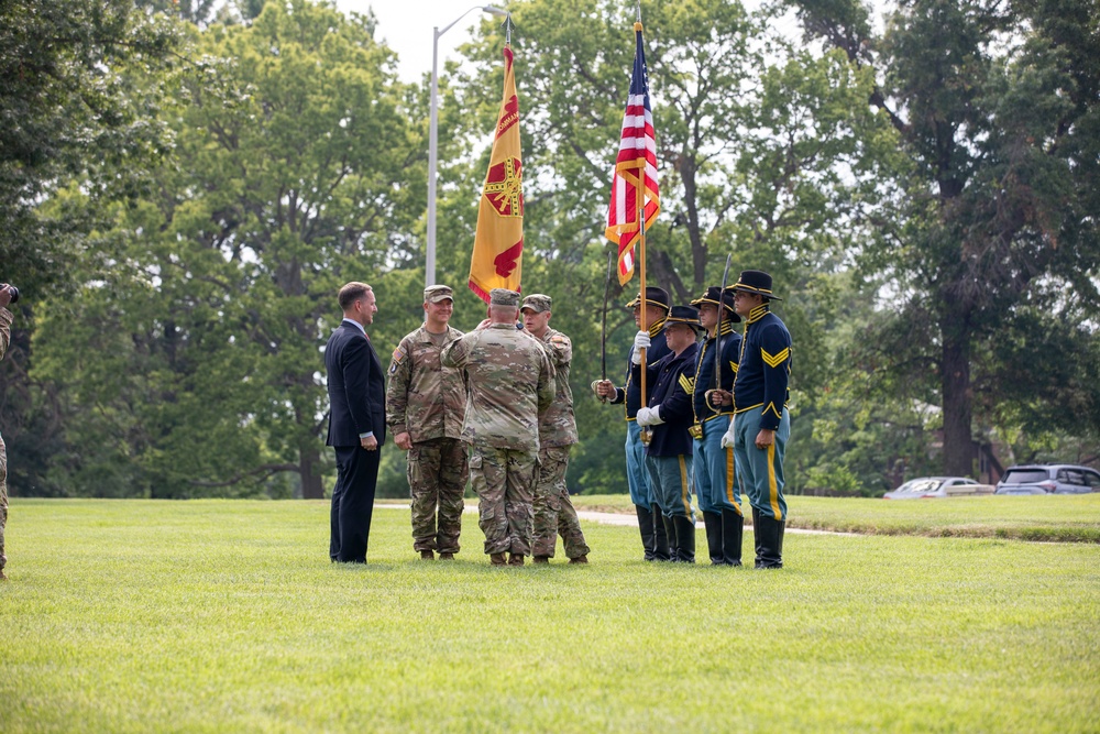 U.S. Army Garrison Fort Riley Welcomes a New Commander
